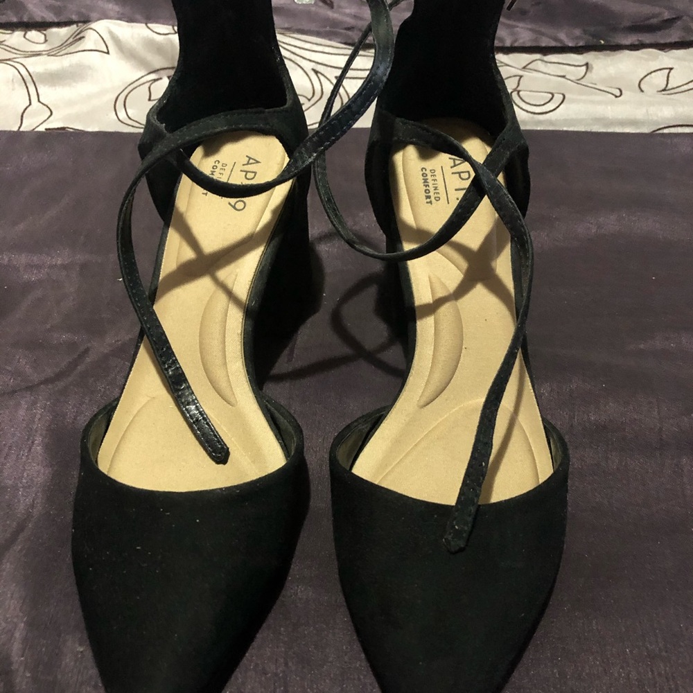 Black APT9 Pointed-Closed Toe heels